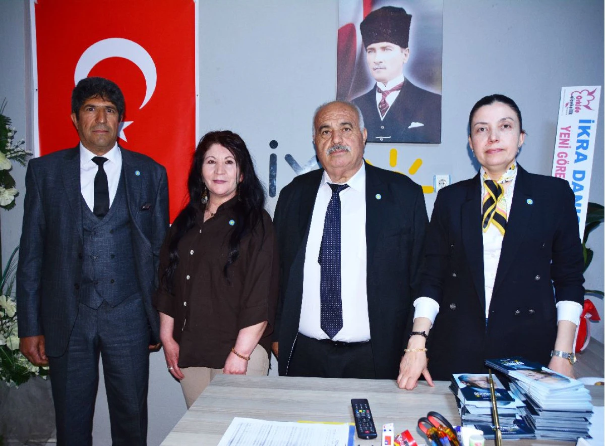  İYİ PARTİ&rsquo;DE TANIŞMA TOPLANTISI YAPILDI