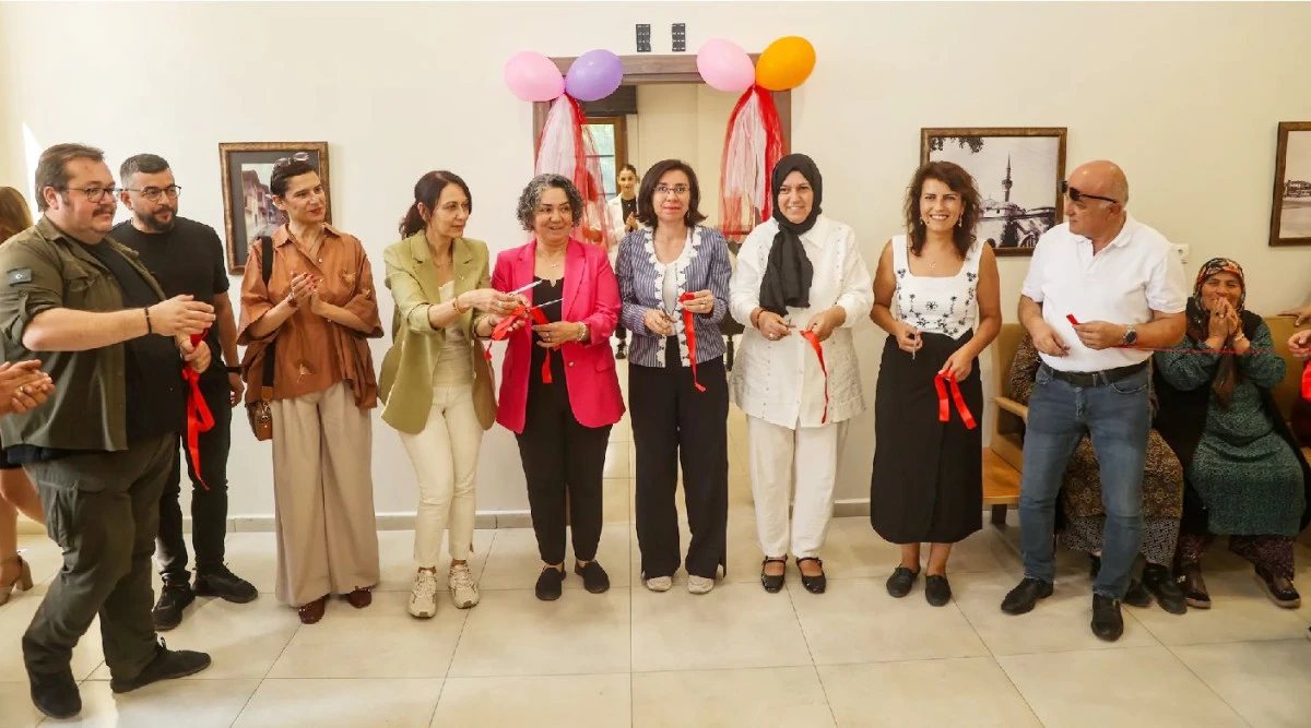 KADINLARIN HAYATINA DOKUNAN YENİ HİZMET HALK KADIN KUAF&Ouml;R&Uuml; HİZMETE A&Ccedil;ILDI