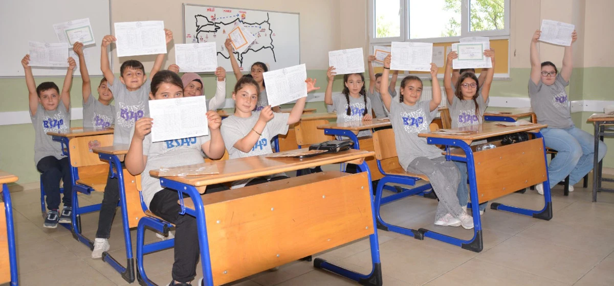 KARNELER D&Uuml;ZENLENEN T&Ouml;RENLE DAĞITILDI