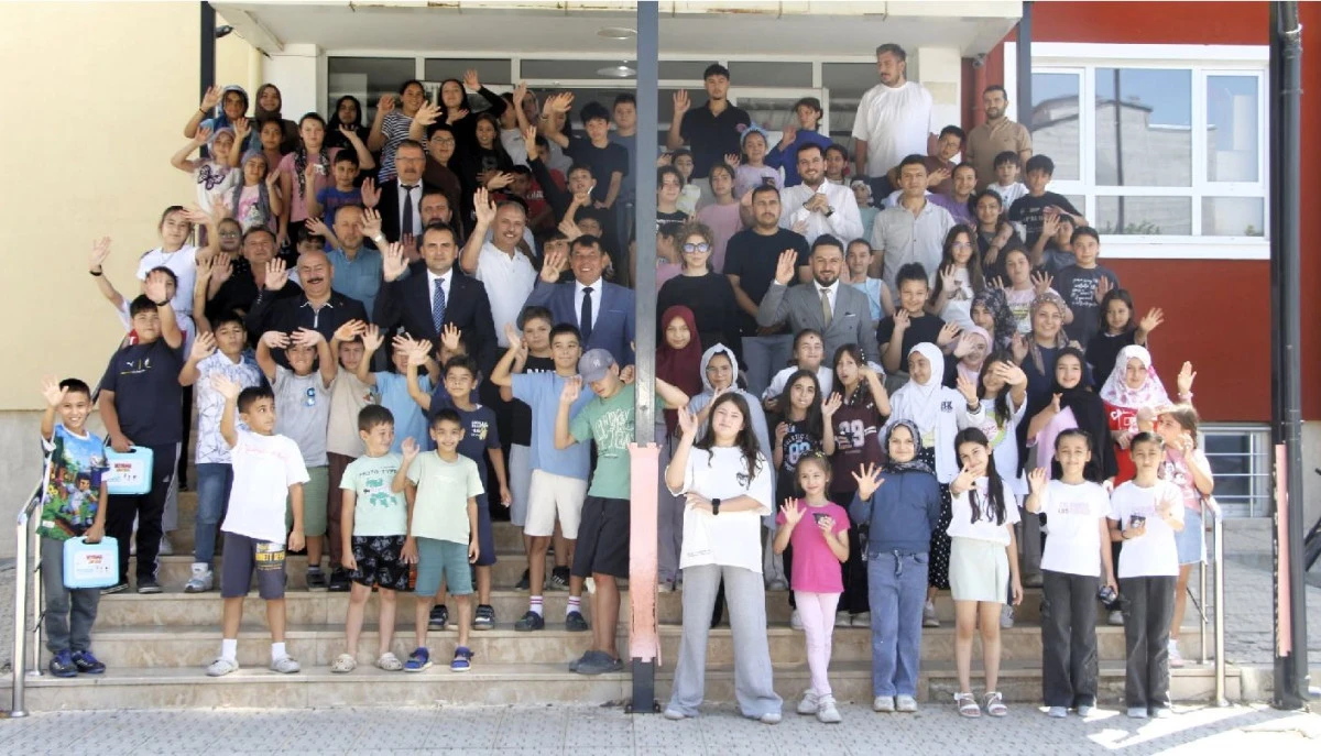 KAYMAKAM &Ccedil;ELİK, T&Uuml;GVA YAZ OKULU &Ouml;ĞRENCİLERİYLE BULUŞTU