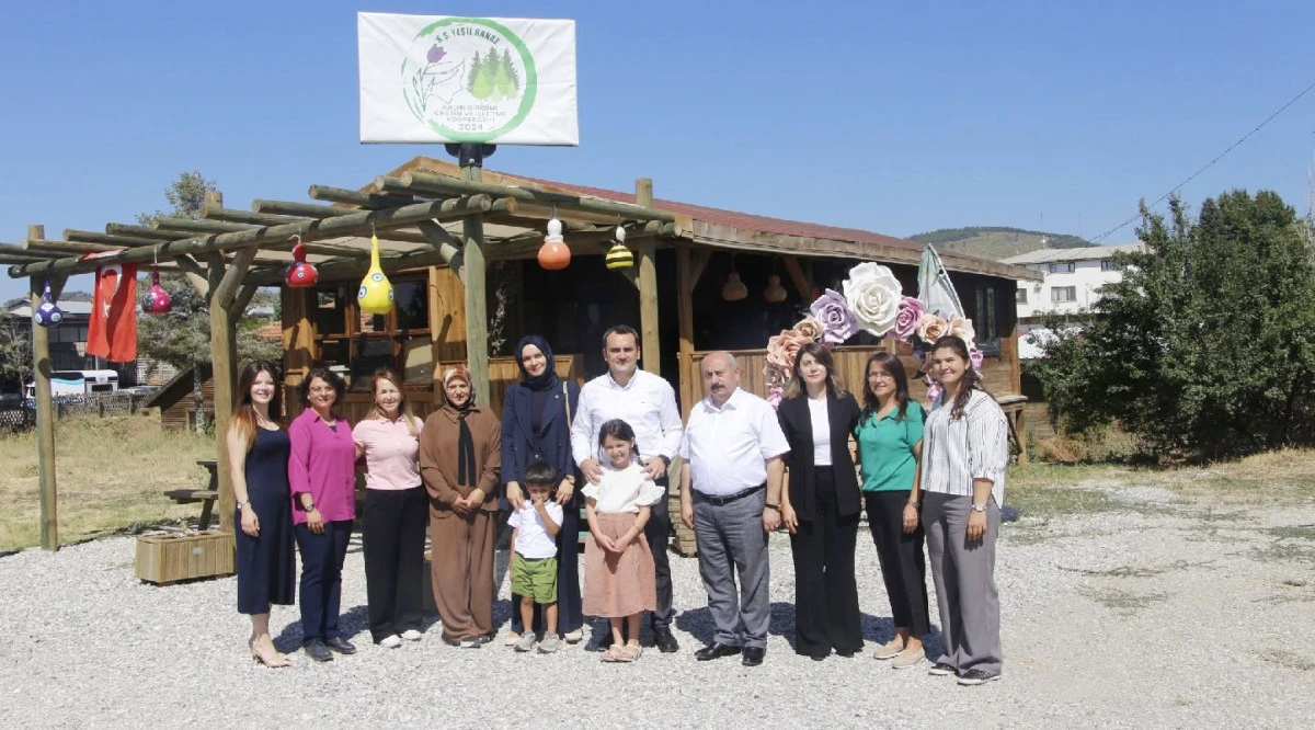 KAYMAKAM &Ccedil;ELİK&rsquo;TEN KADIN KOOPERATİFİNE ZİYARET