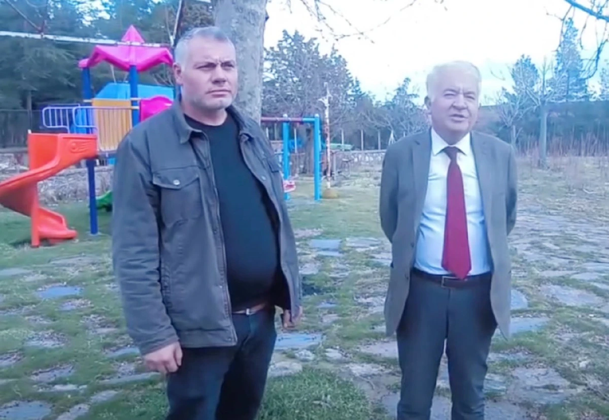 KIZILCAS&Ouml;Ğ&Uuml;T KASABASINA YENİ OKUL M&Uuml;JDESİ