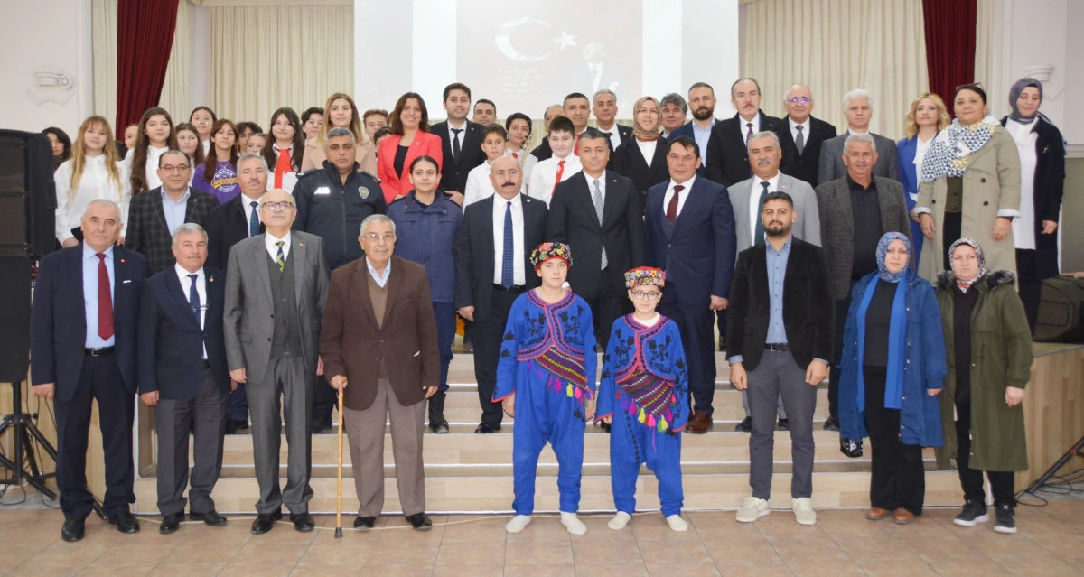 &Ouml;ĞRETMENLERE BİR DEMET MİNNET