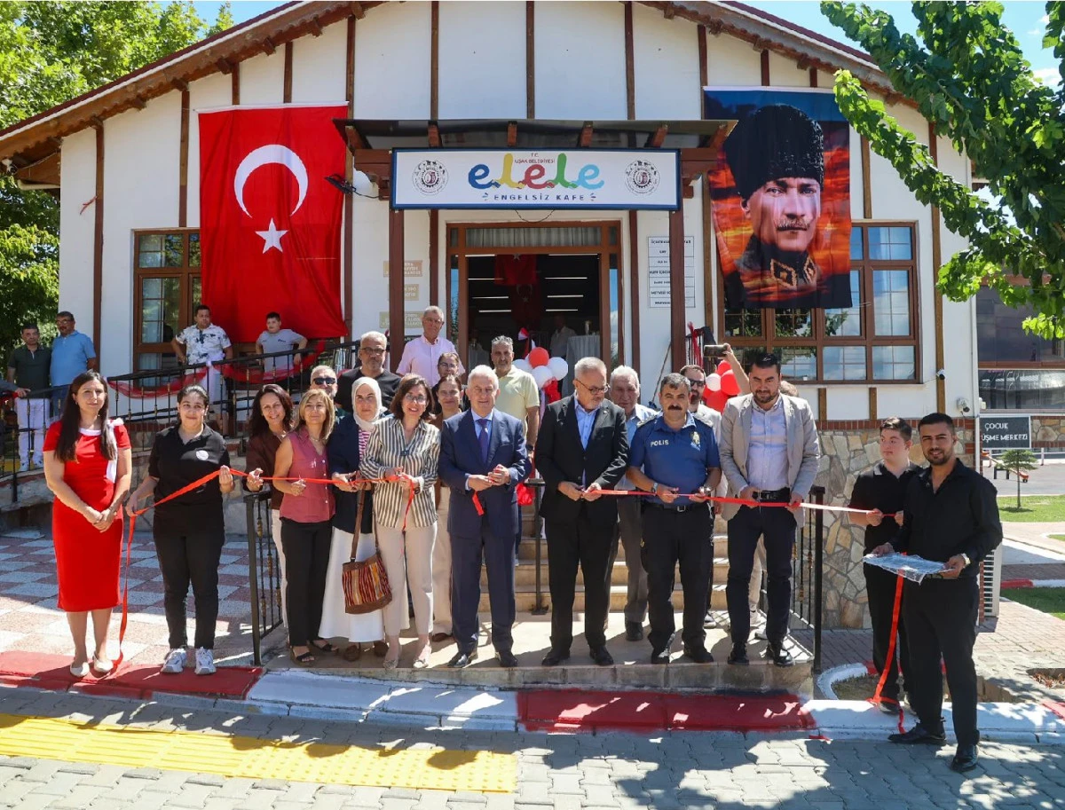 SEVGİNİN G&Uuml;C&Uuml; EL ELE KAFE&rsquo;DE HAYAT BULACAK