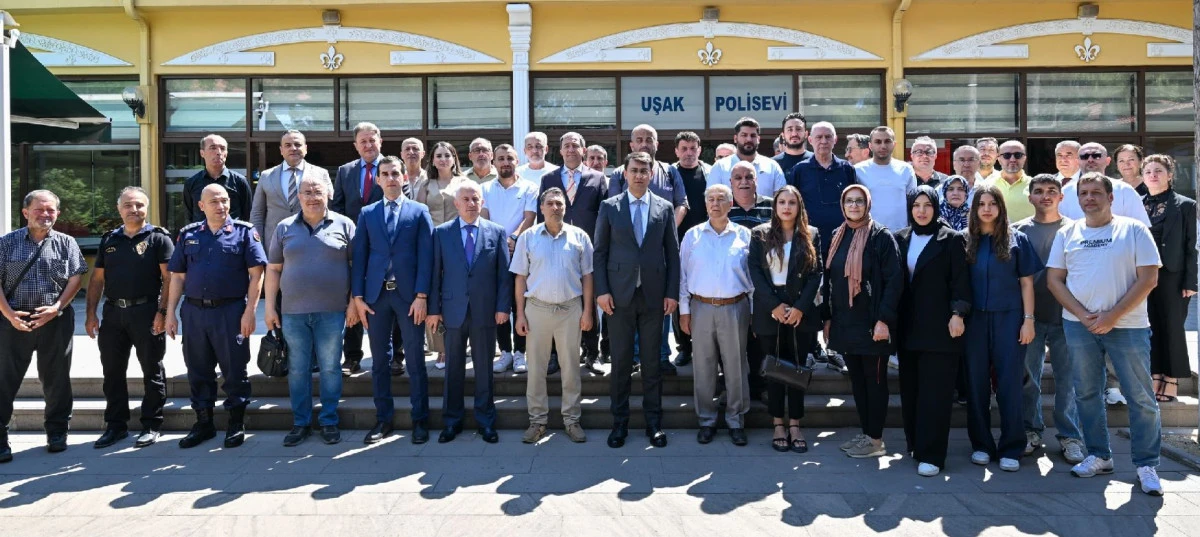 VALİ KARTAL BASINLA BULUŞTU