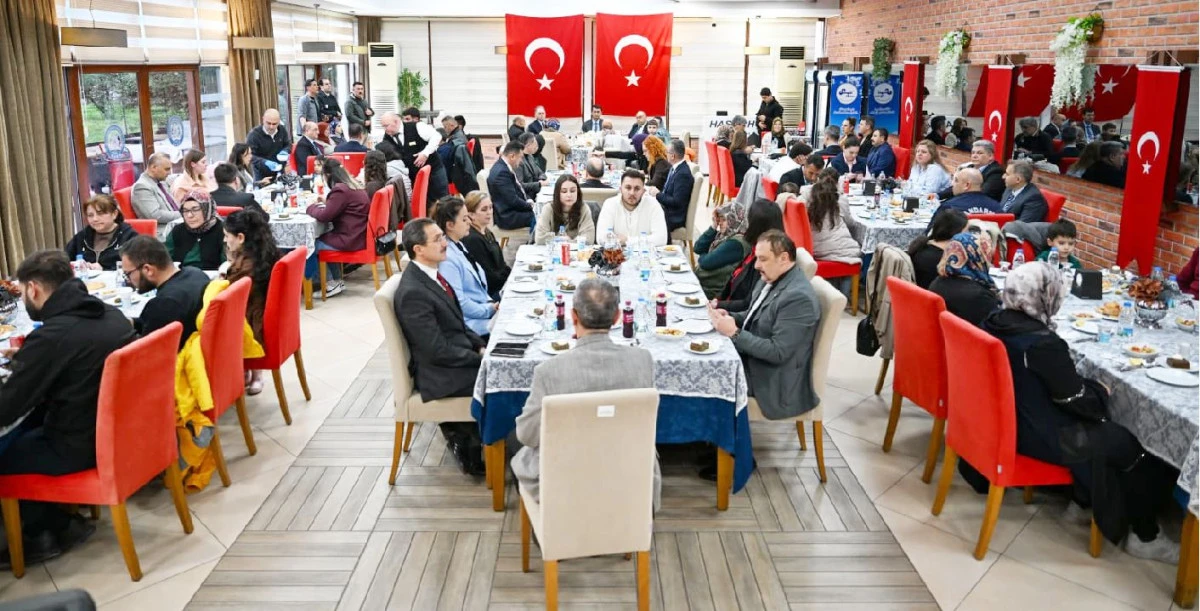 VALİ KARTAL ŞEHİT AİLELERİ VE GAZİLERLE BULUŞTU